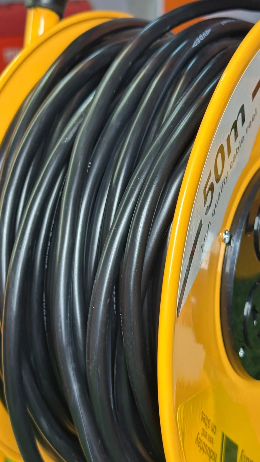 YELLOW CABLE REEL RUSSIAN 50 METER